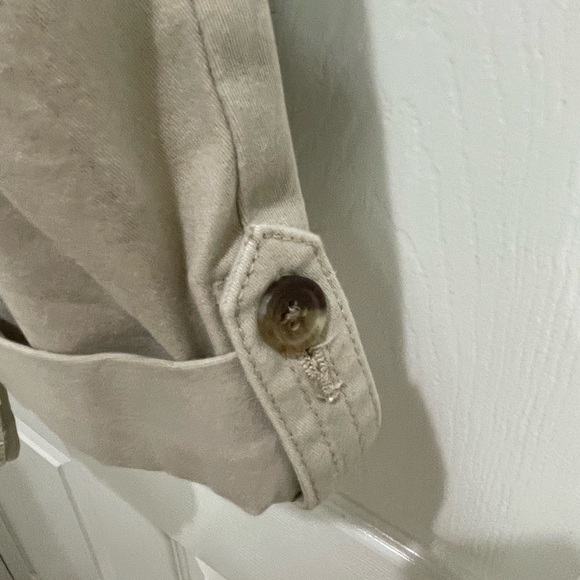 💛Khaki Shorts💛 - Picture 15 of 16